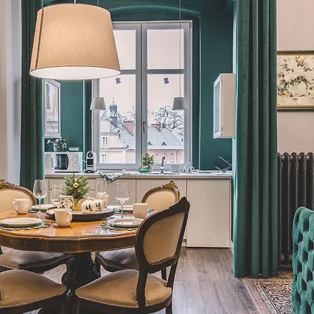 W Kamienicy Plac Bernardynski Познань