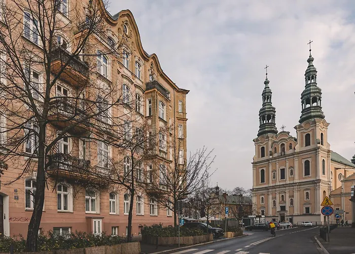 W Kamienicy Plac Bernardynski *