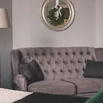 Lejlighed W Kamienicy Plac Bernardynski