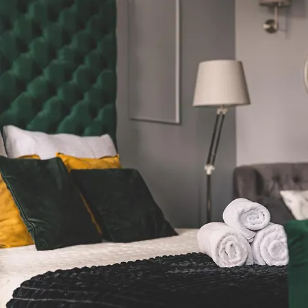 Appartement W Kamienicy Plac Bernardynski *