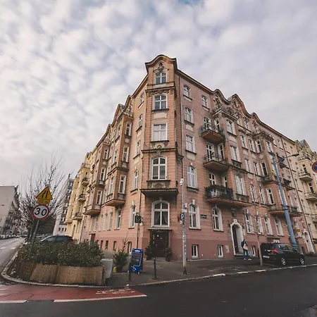 W Kamienicy Plac Bernardynski
